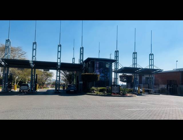 2 BEDROOM FLAT FOR SALE IN JACKAL CREEK GOLF ESTATE